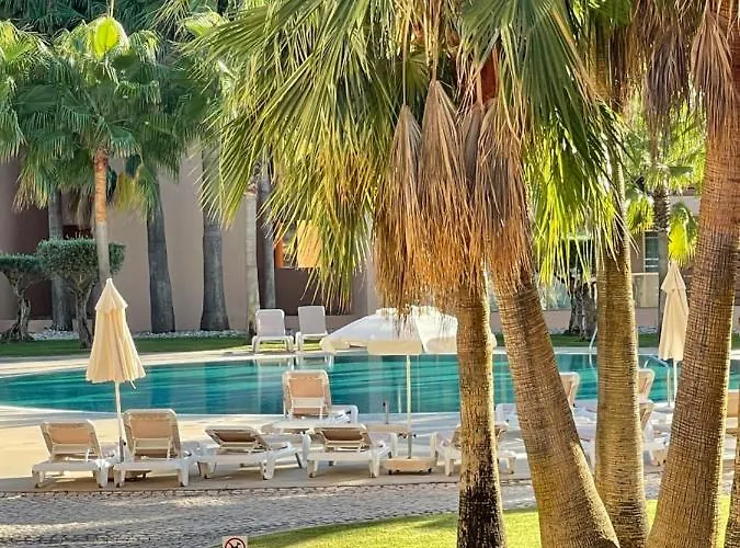 Herdade Dos Salgados-vila Lagoas 아파트